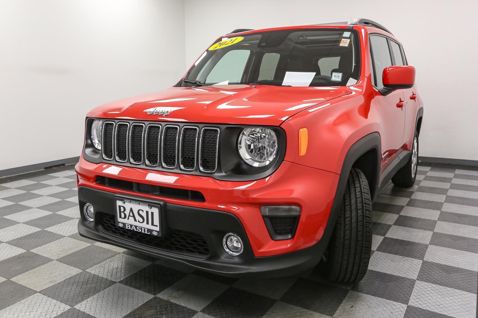 2021 Jeep Renegade Latitude photo 2