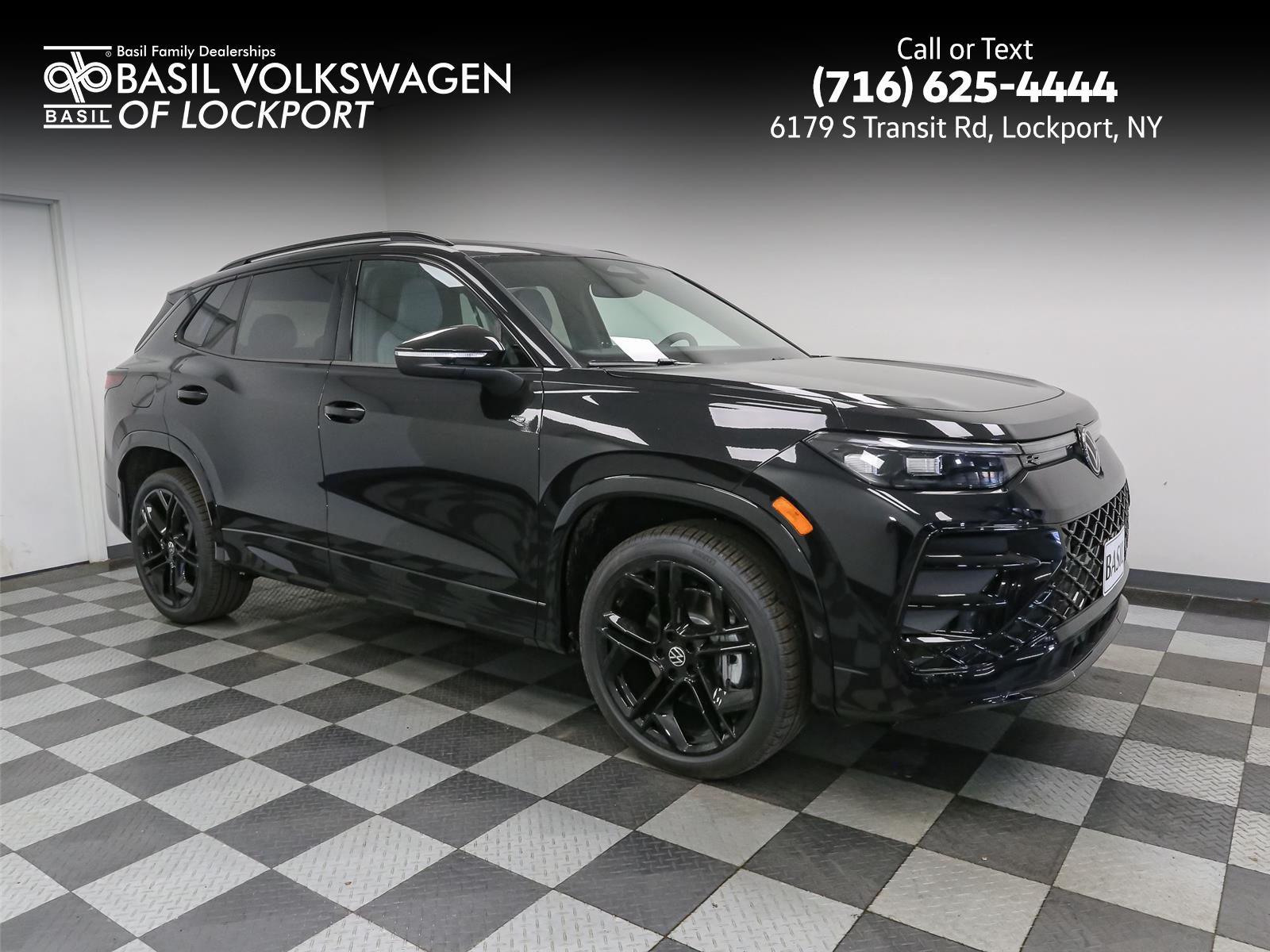 2025 Volkswagen Tiguan SE R-LINE BLACK