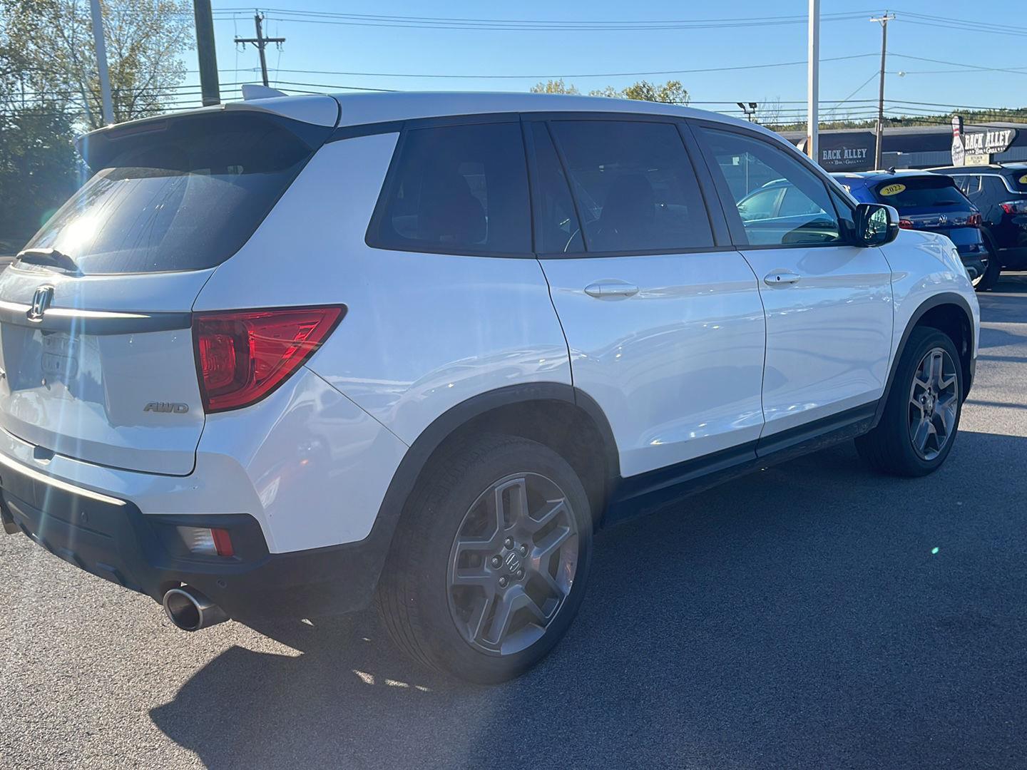 2022 Honda Passport EX-L photo 3