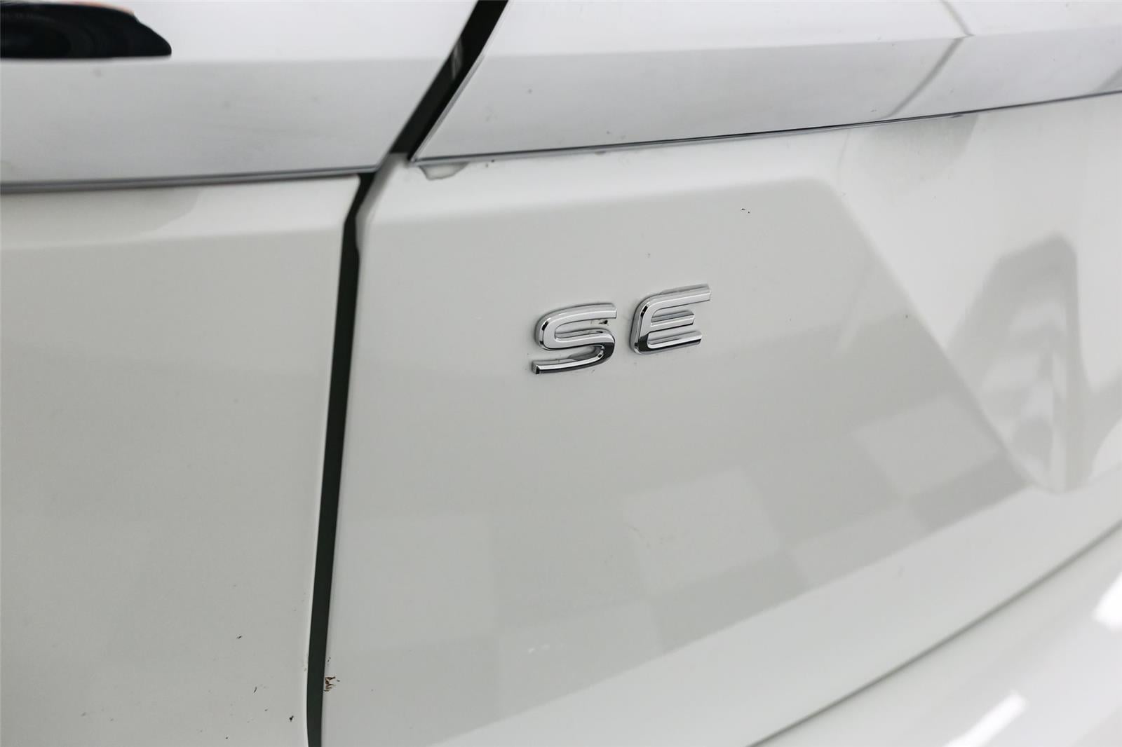 2026 Volkswagen Atlas SE w/Tech - Photo 10