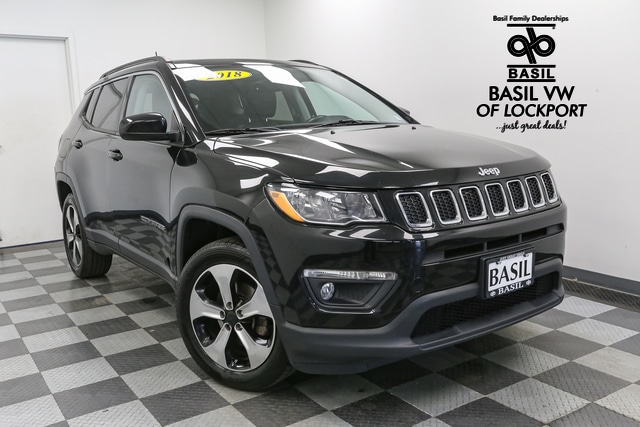 Used 2018 Jeep Compass Latitude with VIN 3C4NJDBB6JT101038 for sale in Lockport, NY