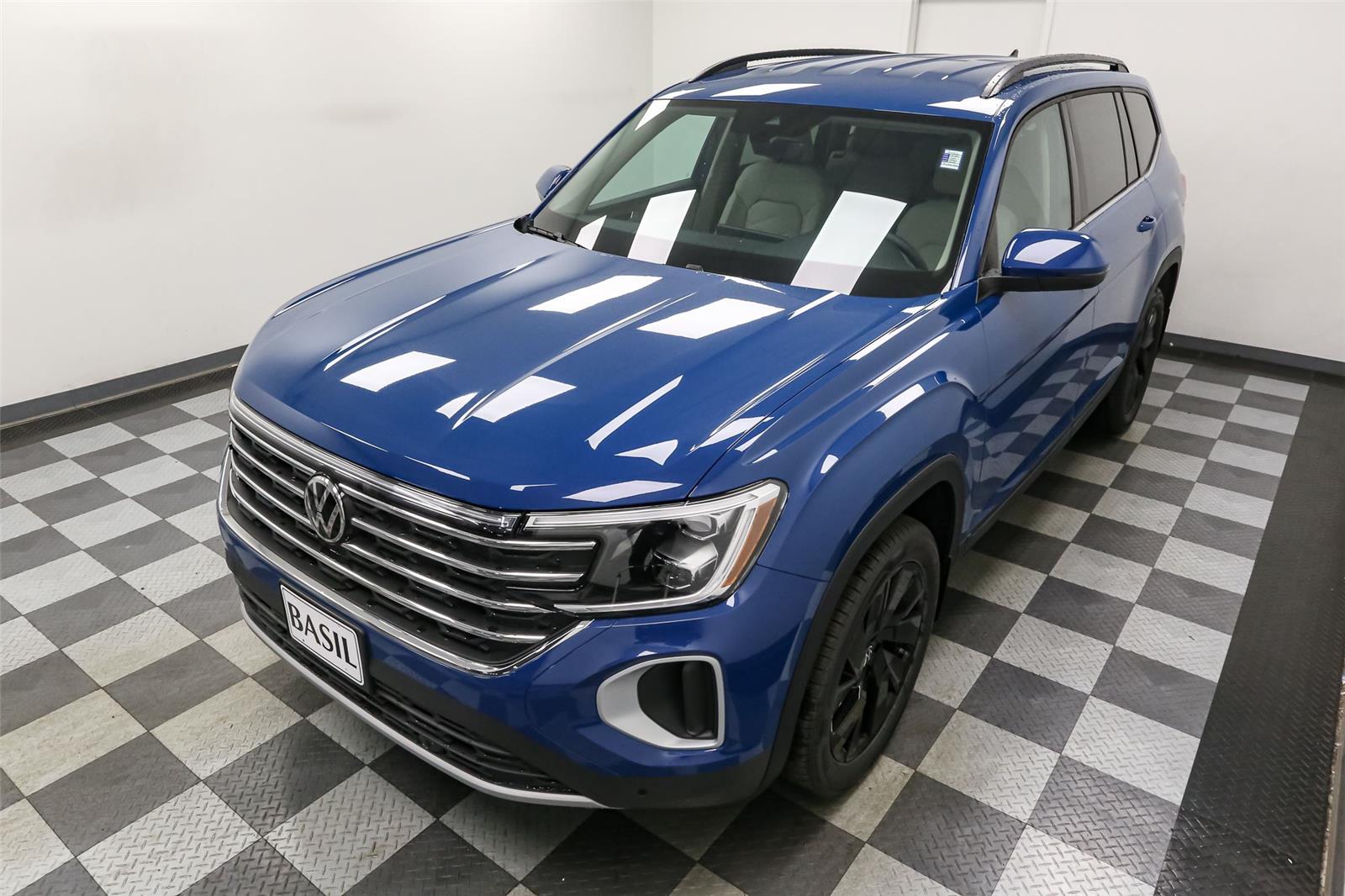 2026 Volkswagen Atlas SE w/Tech - Photo 6
