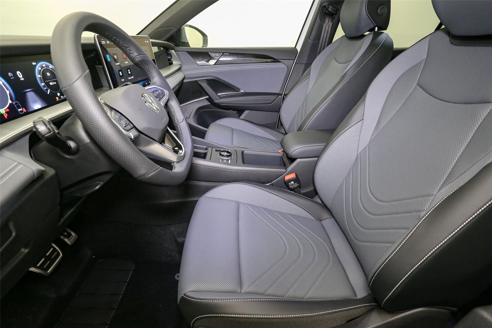 2026 Volkswagen Tiguan SE R-LINE BLACK - Photo 27