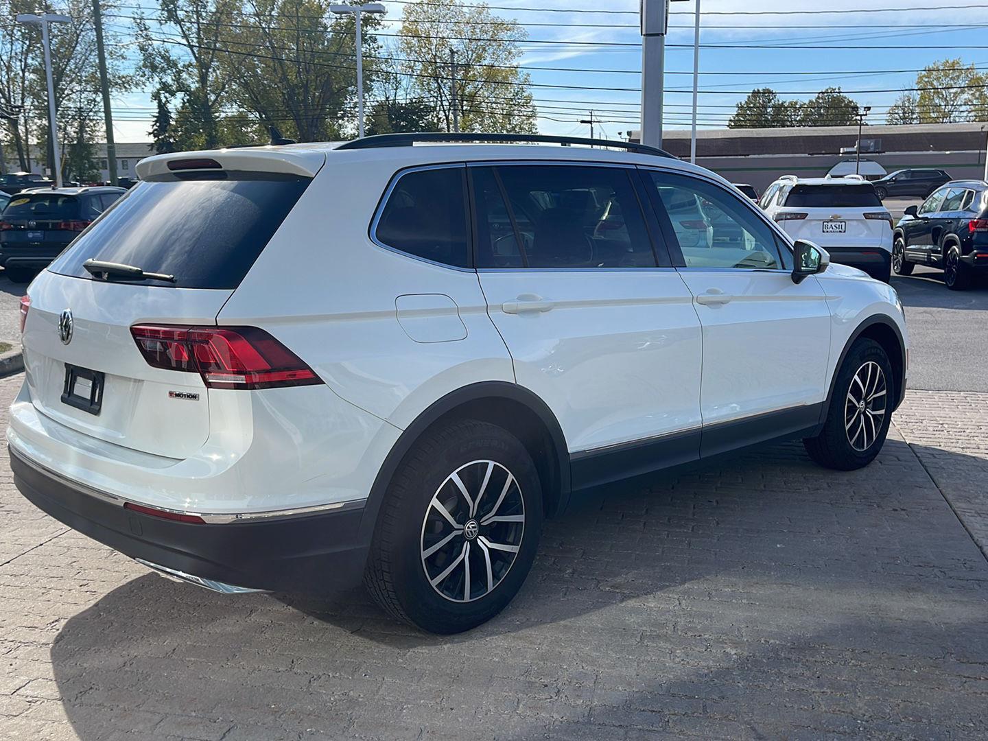 2021 Volkswagen Tiguan SE photo 4