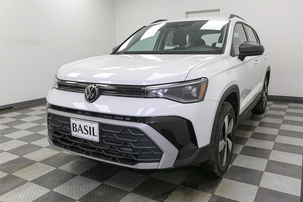 New 2025 Volkswagen Taos S 4MOTION