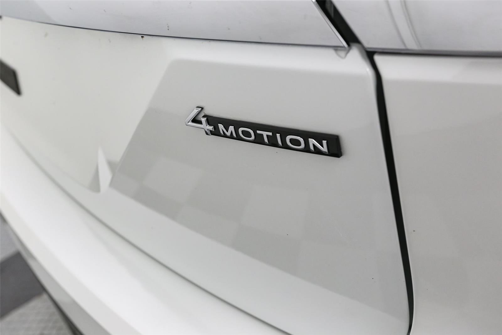 2026 Volkswagen Atlas SE w/Tech - Photo 11