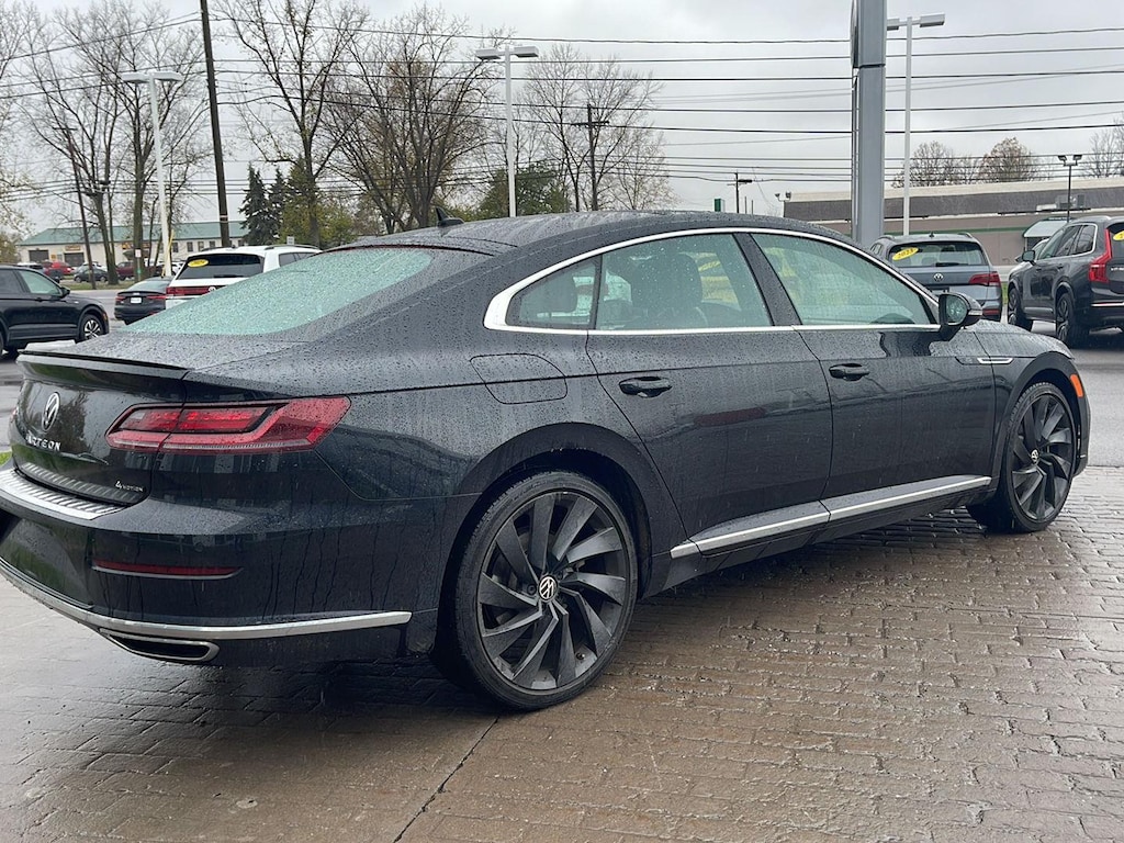 Used 2023 Volkswagen Arteon SEL R-Line Sedan