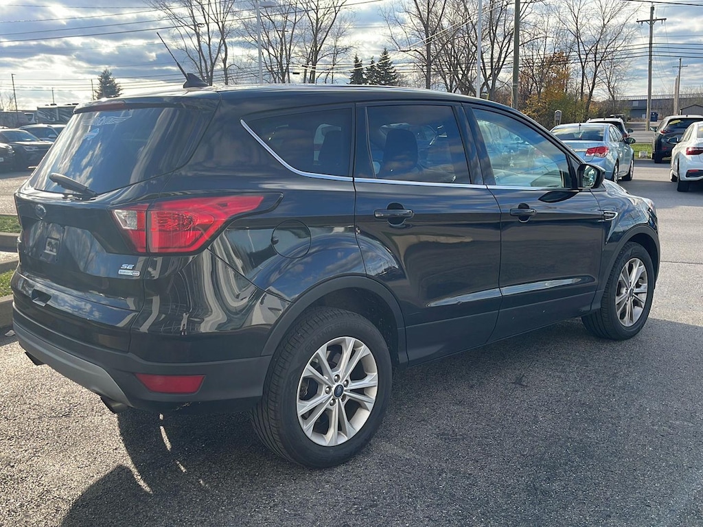 2019 Ford Escape SE photo 4