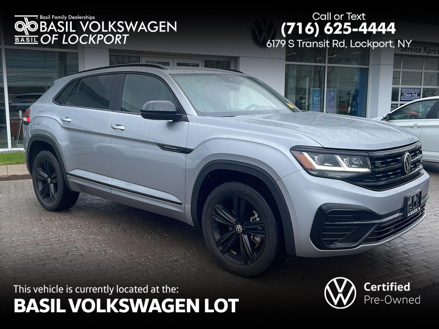 2023 Volkswagen Atlas Cross Sport 2.0T SEL R-Line Black 4MOTION's photo