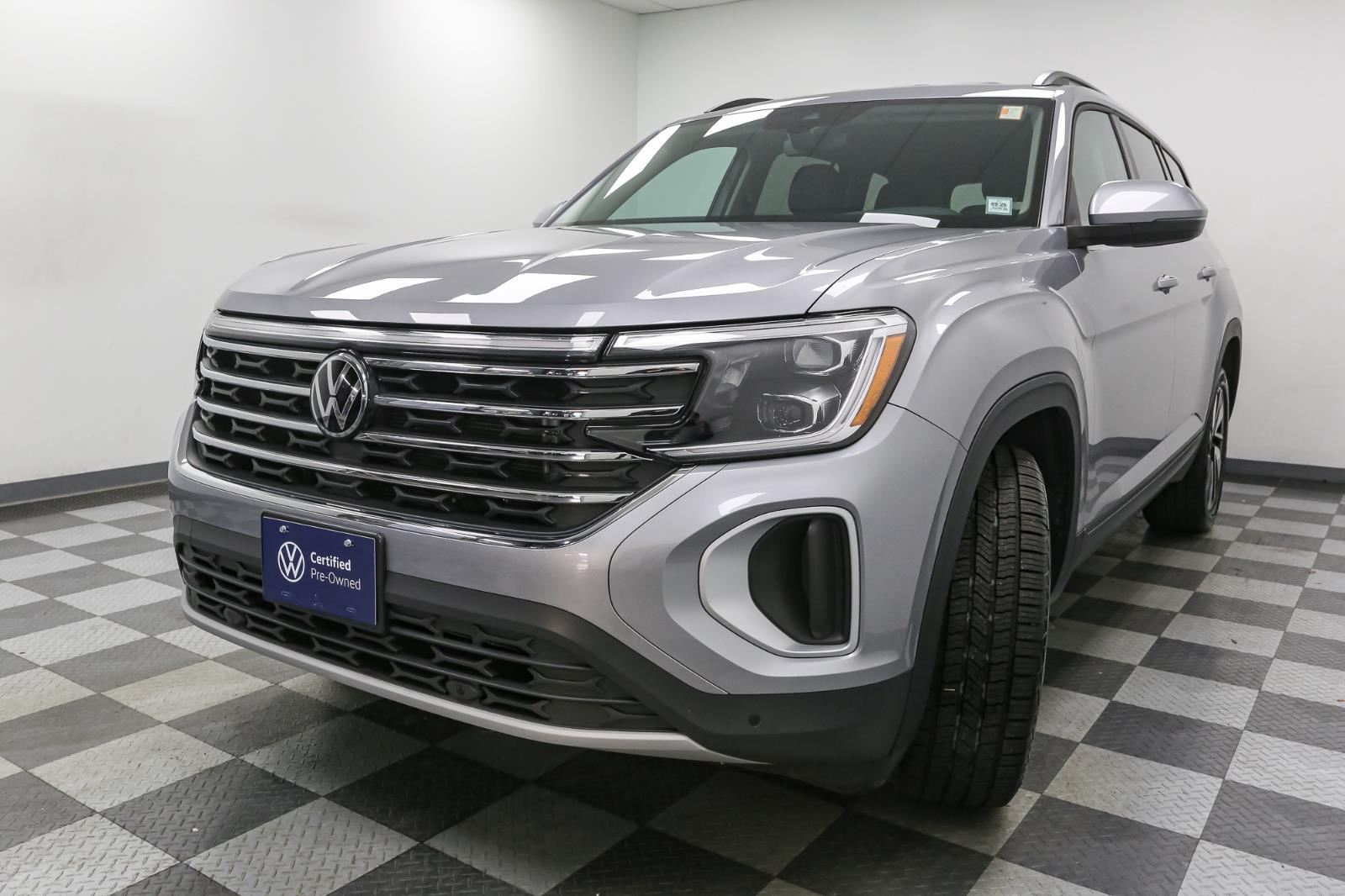 2025 Volkswagen Atlas SE Technology photo 4