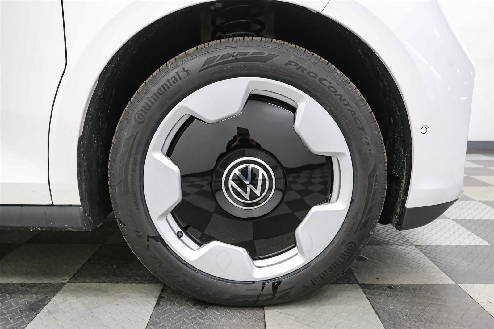 2025 Volkswagen ID. Buzz PRO S - Photo 12