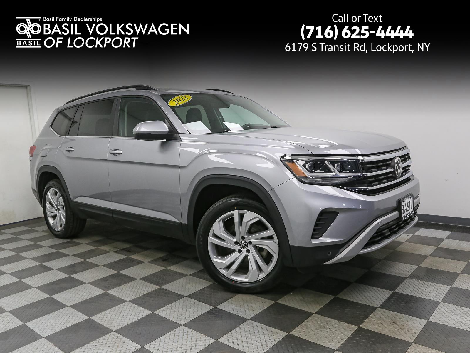 2022 Volkswagen Atlas 3.6L SE w/Tech 4MOTION's photo