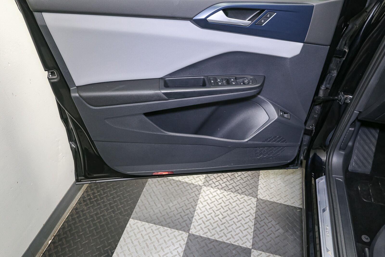 Photo 43