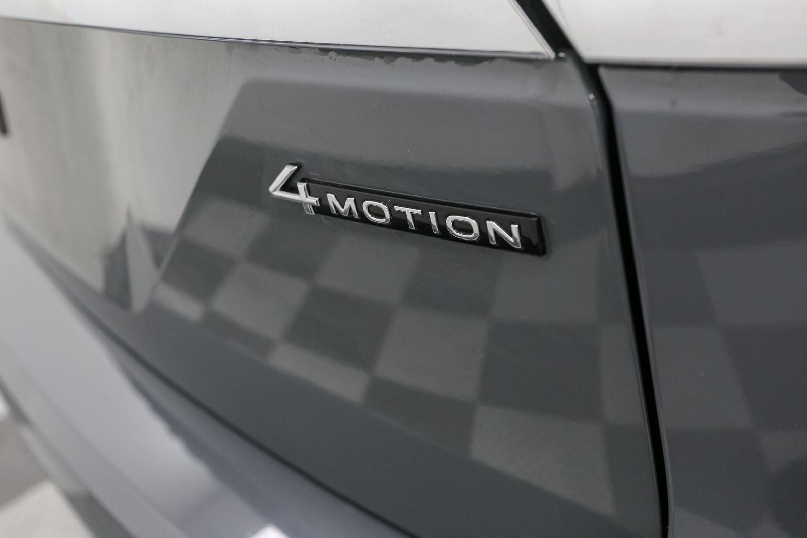 2026 Volkswagen Atlas SEL Premium R-Line - Photo 12