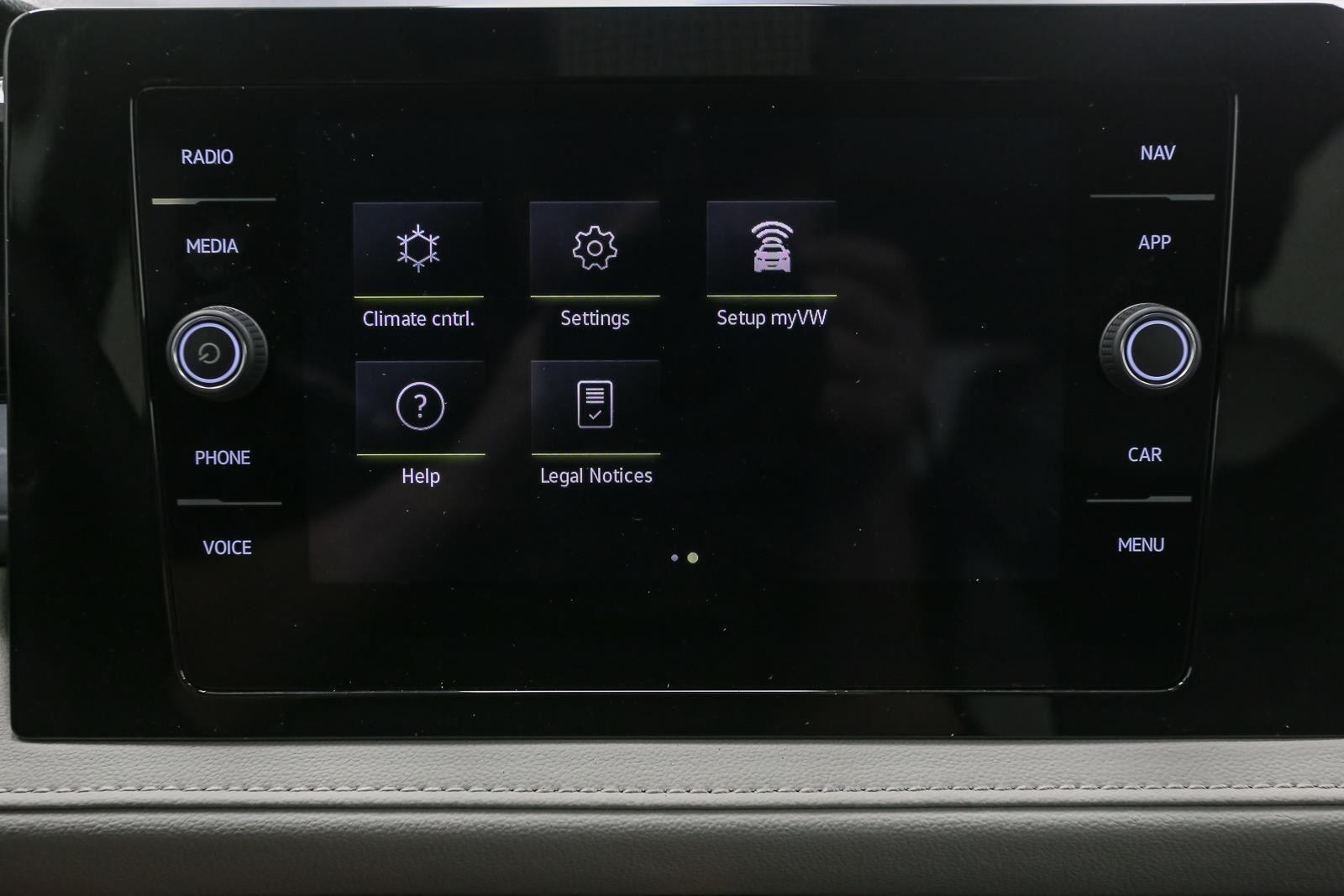 2025 Volkswagen Taos SEL - Photo 25
