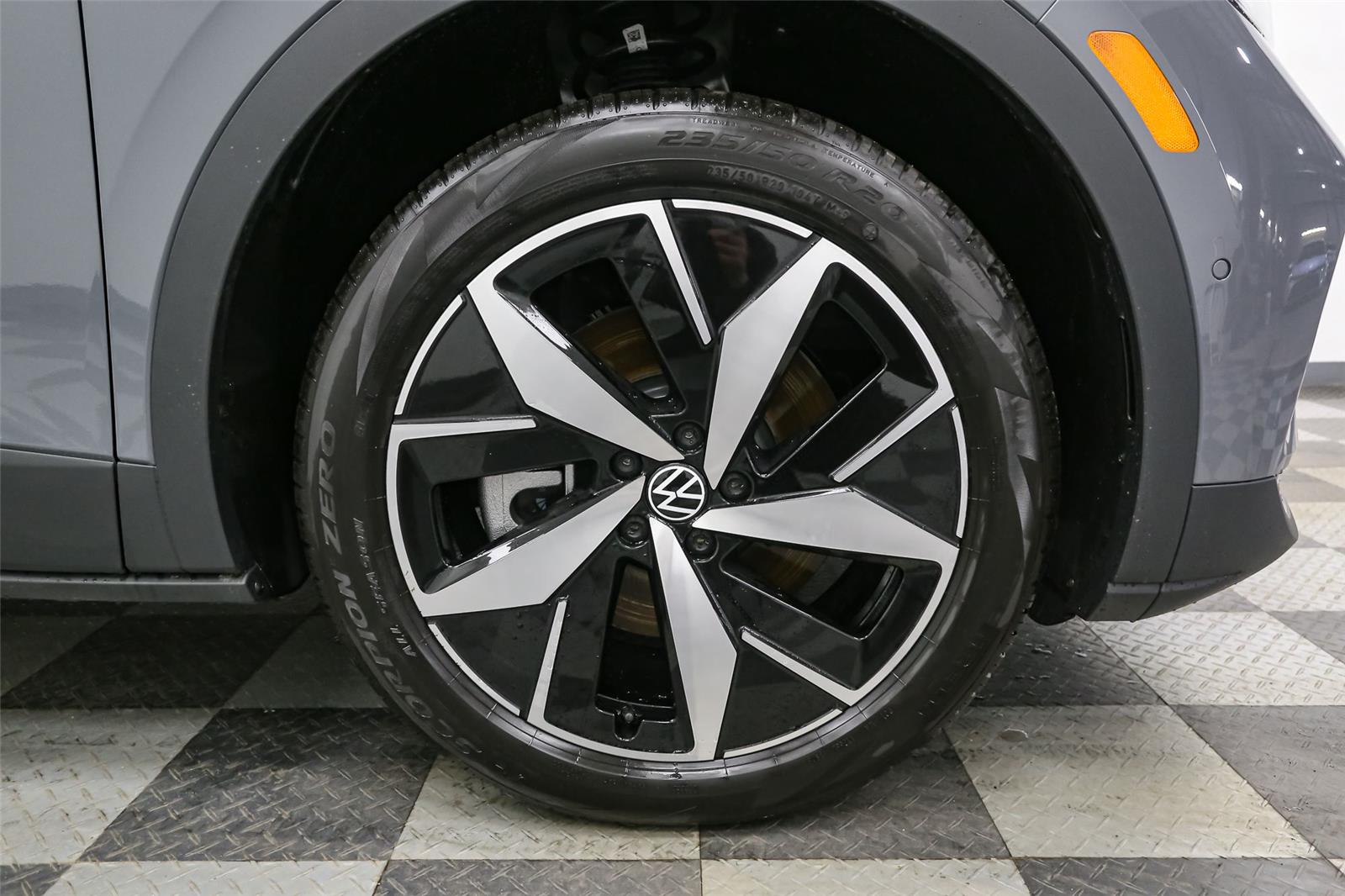 2025 Volkswagen ID.4 PRO S - Photo 10