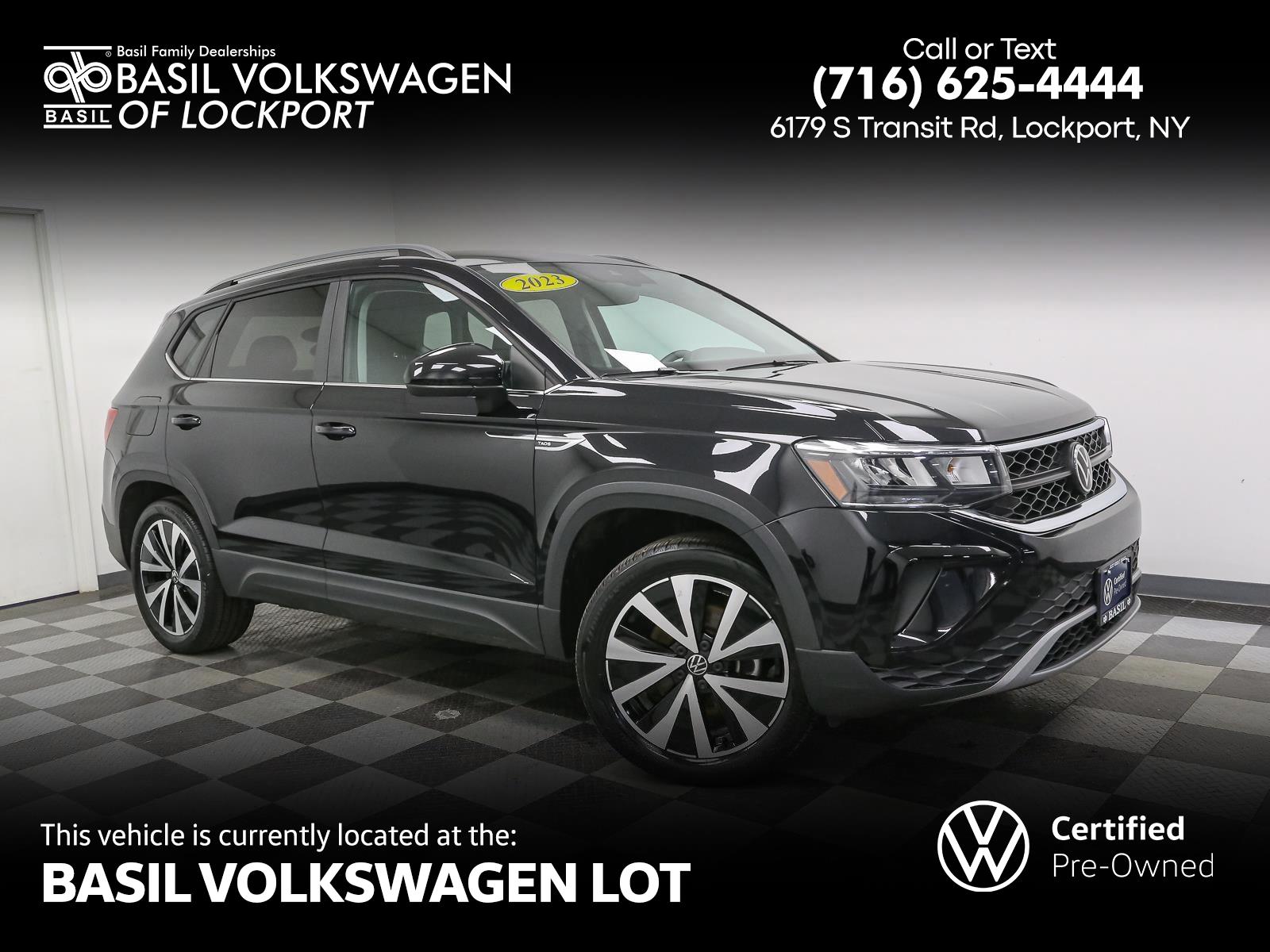 2023 Volkswagen Taos SE's photo