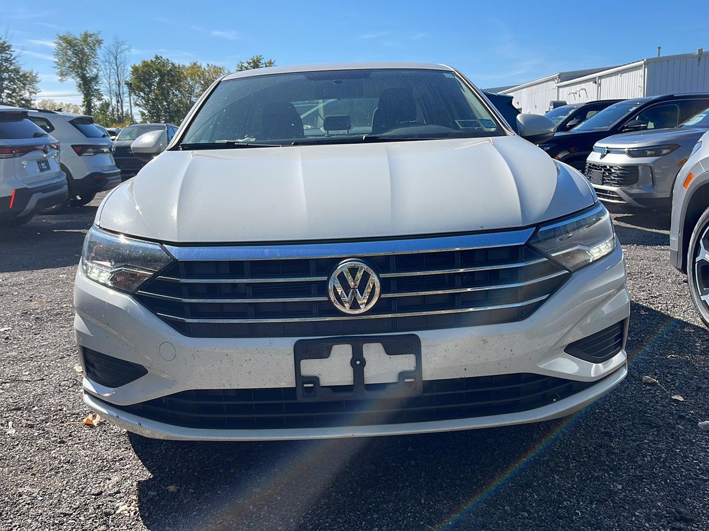 2021 Volkswagen Jetta S photo 2