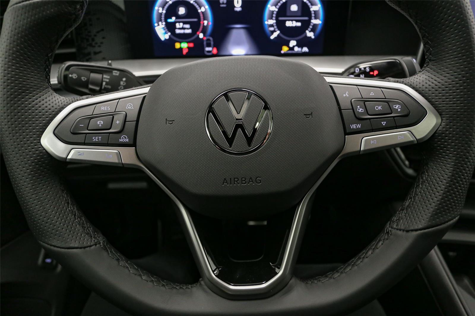 2026 Volkswagen Tiguan SE R-LINE BLACK - Photo 24