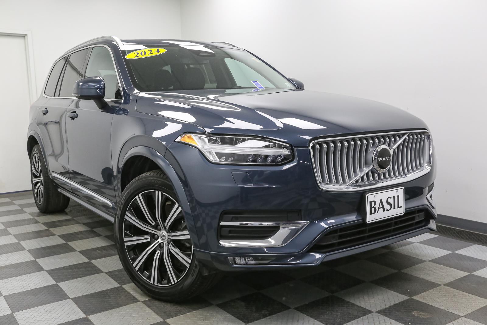 2024 Volvo XC90 B5 Core photo 3