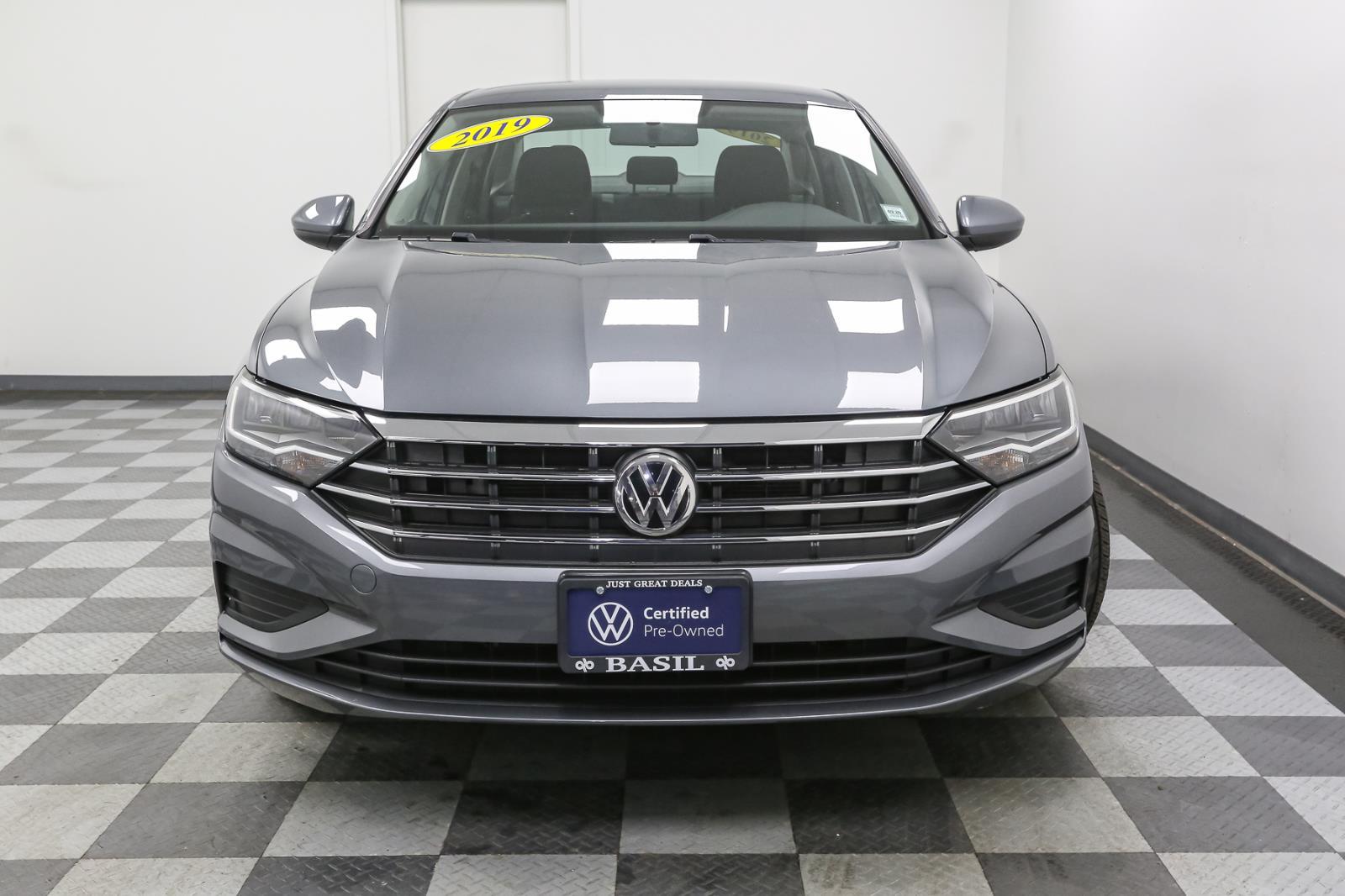 2019 Volkswagen Jetta S photo 3