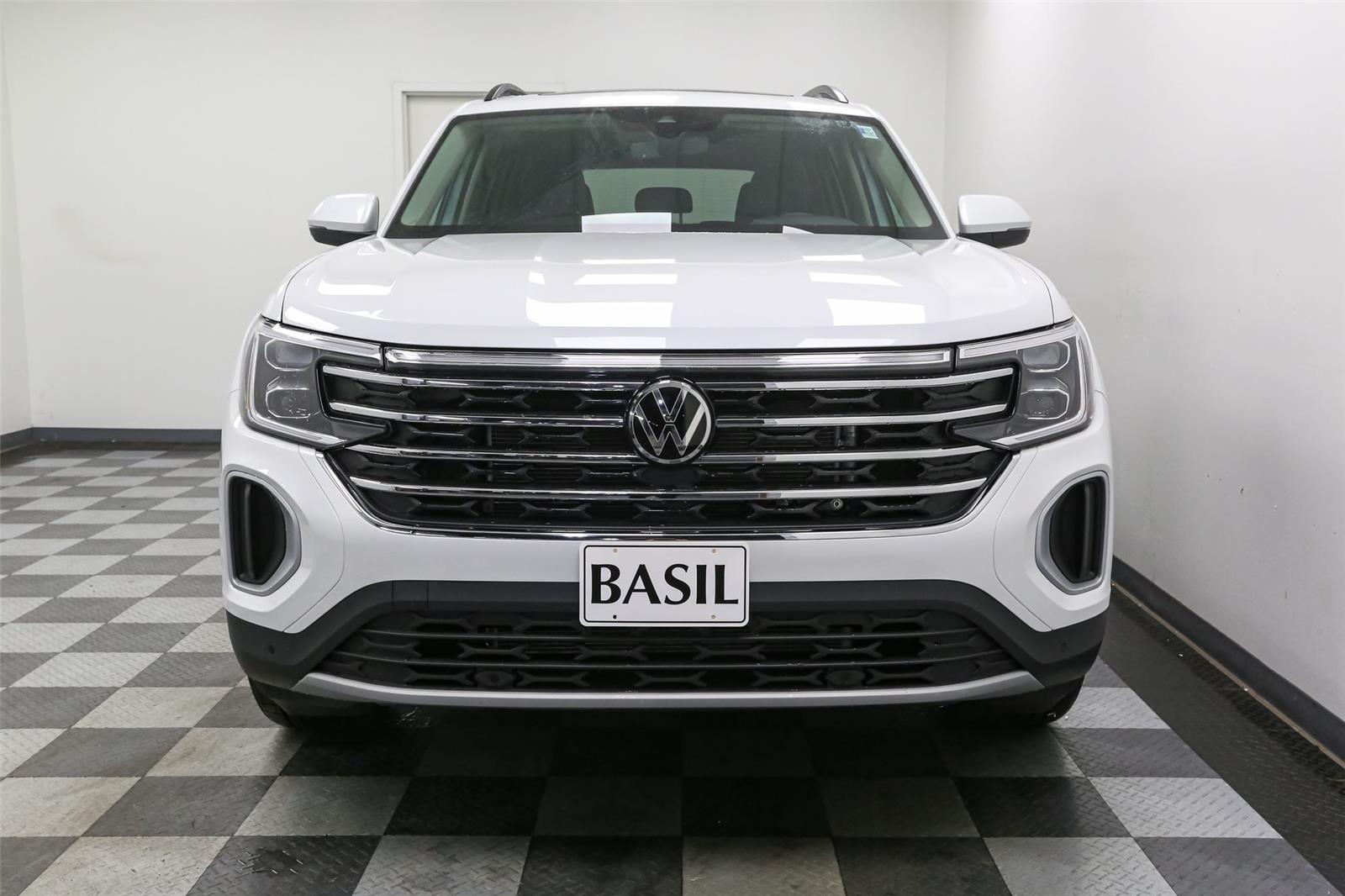 2026 Volkswagen Atlas SE w/Tech - Photo 3