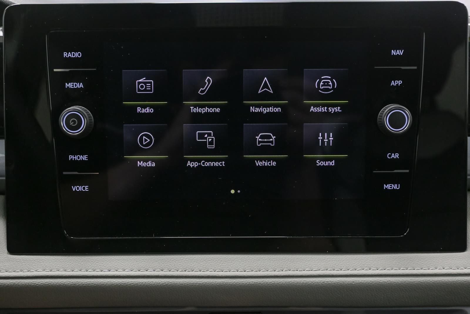 2025 Volkswagen Taos SEL - Photo 24