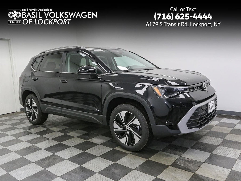 New 2025 Volkswagen Taos SE 4MOTION