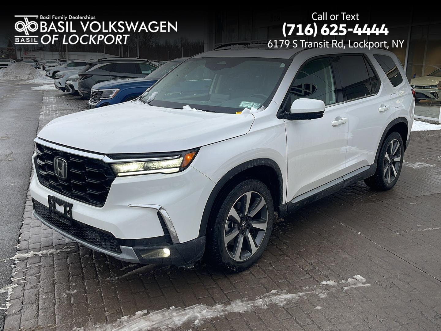 2023 Honda Pilot Elite's photo