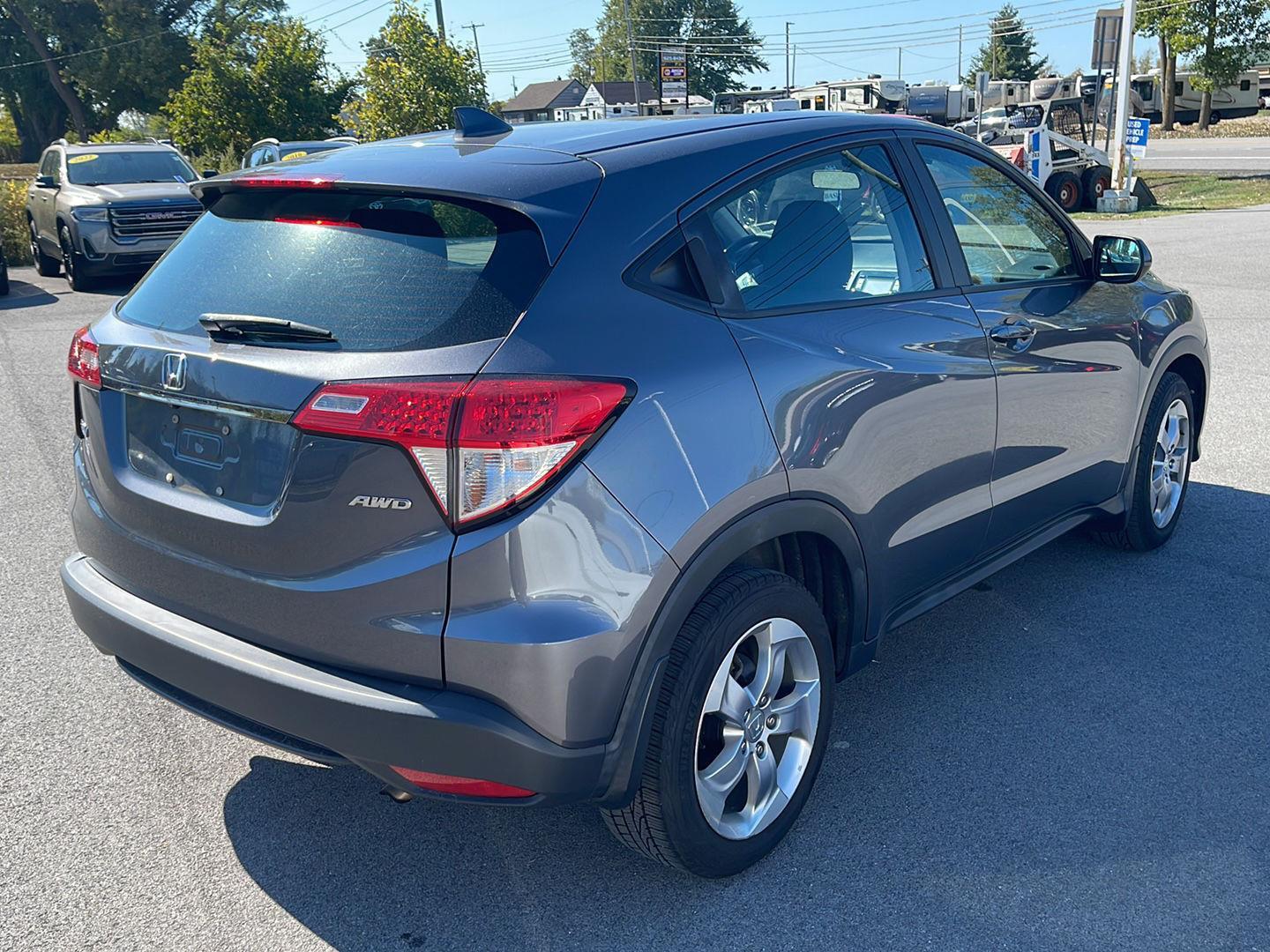 2019 Honda HR-V LX photo 2
