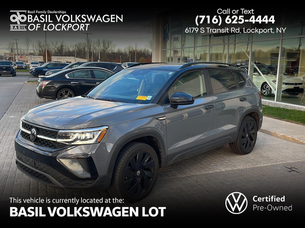 Used 2024 Volkswagen Taos SE Black 4MOTION