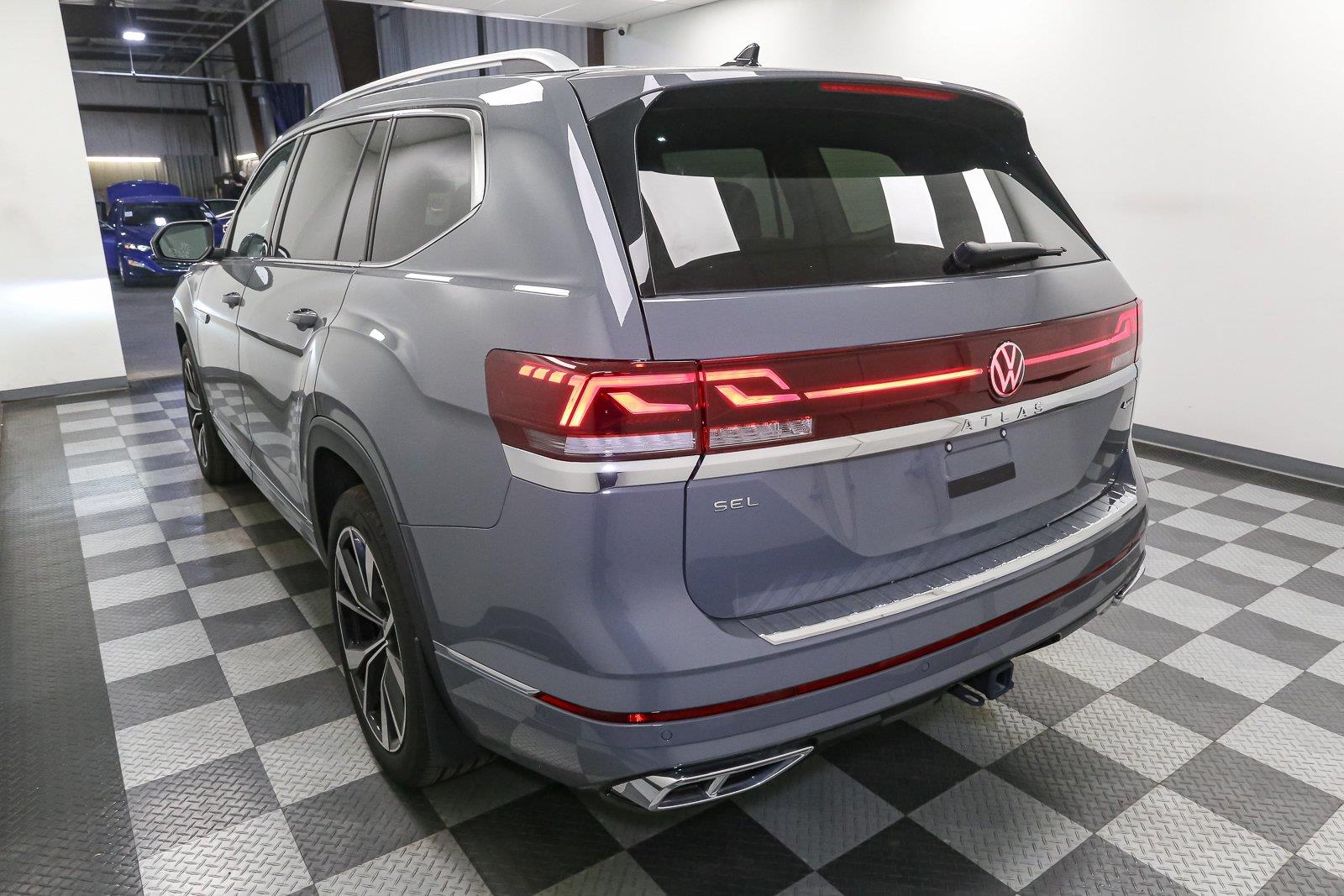 2026 Volkswagen Atlas SEL Premium R-Line - Photo 10