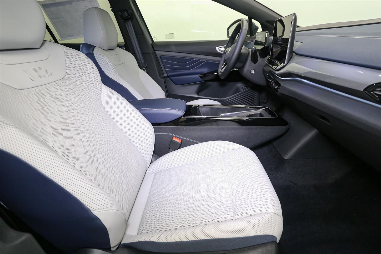 2025 Volkswagen ID.4 PRO S - Photo 11