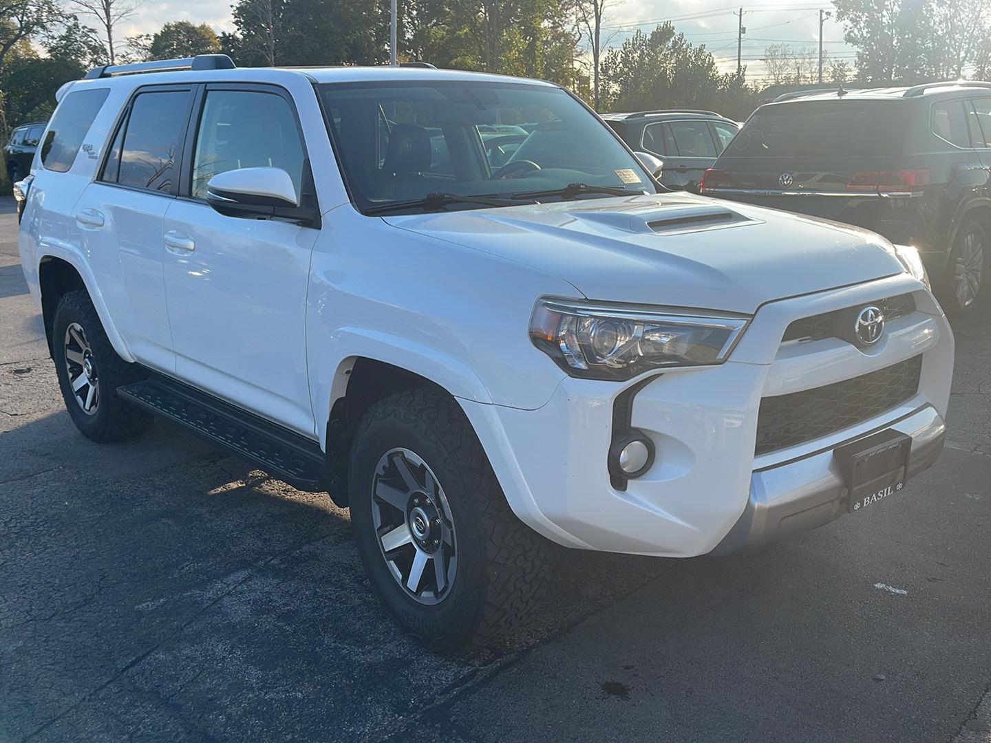 2017 Toyota 4Runner TRD Pro photo 3