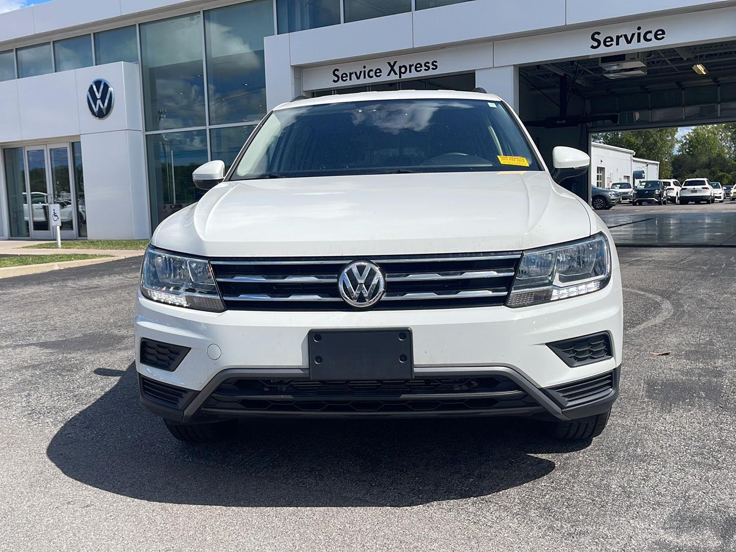 2020 Volkswagen Tiguan SE photo 2