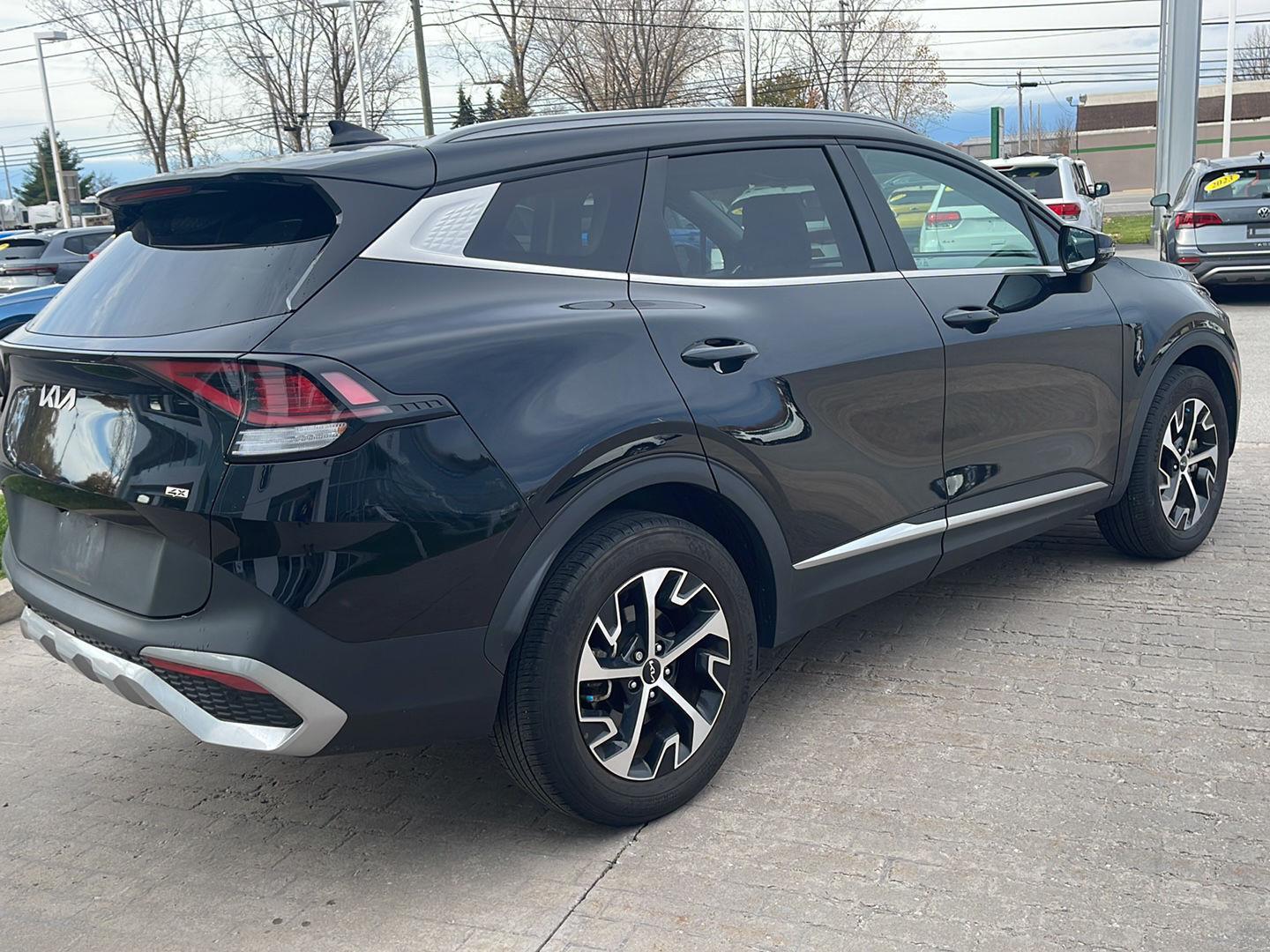 2023 Kia Sportage EX photo 4