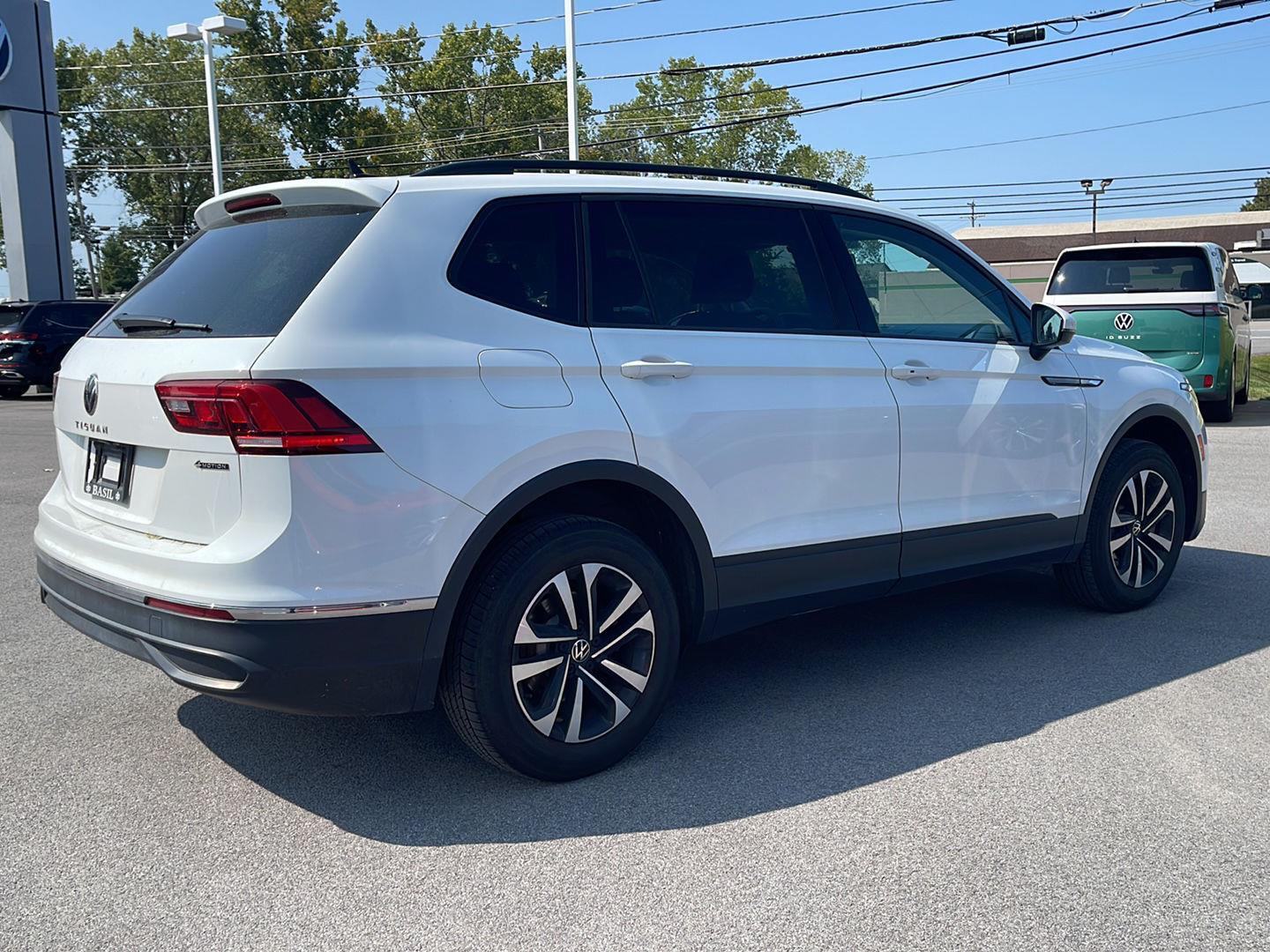 2022 Volkswagen Tiguan S photo 3