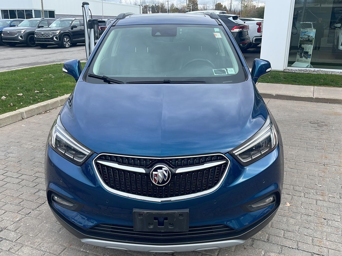 2019 Buick Encore Essence photo 2