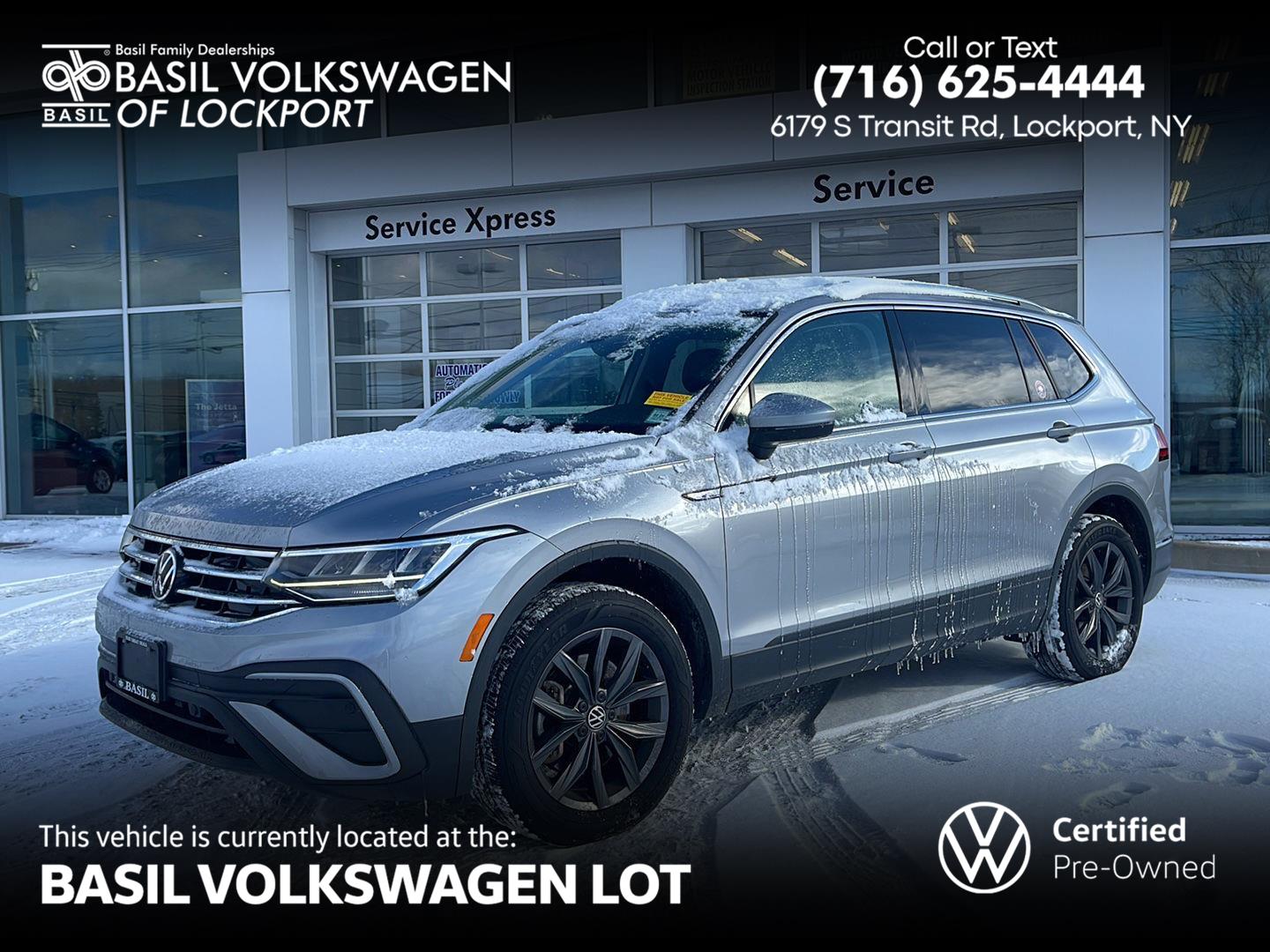 2023 Volkswagen Tiguan SE's photo