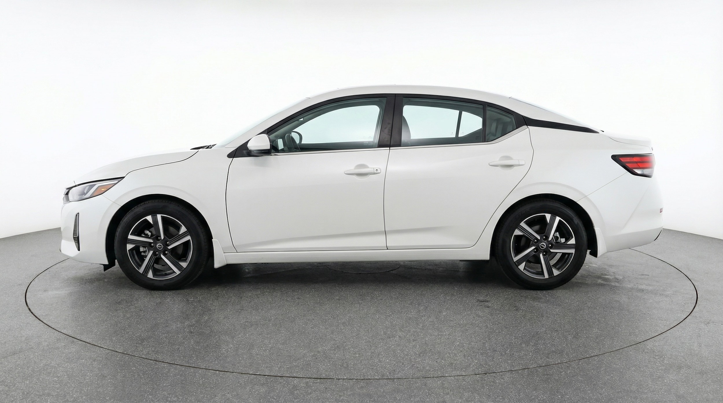 Thumbnail: 2025 Nissan Sentra - 4