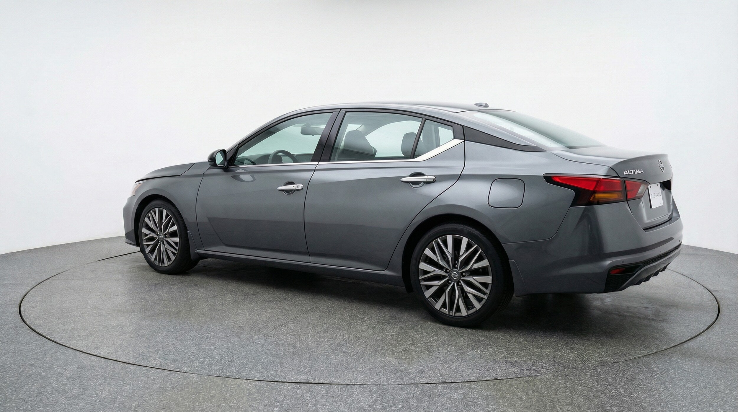 Thumbnail: 2025 Nissan Altima - 5