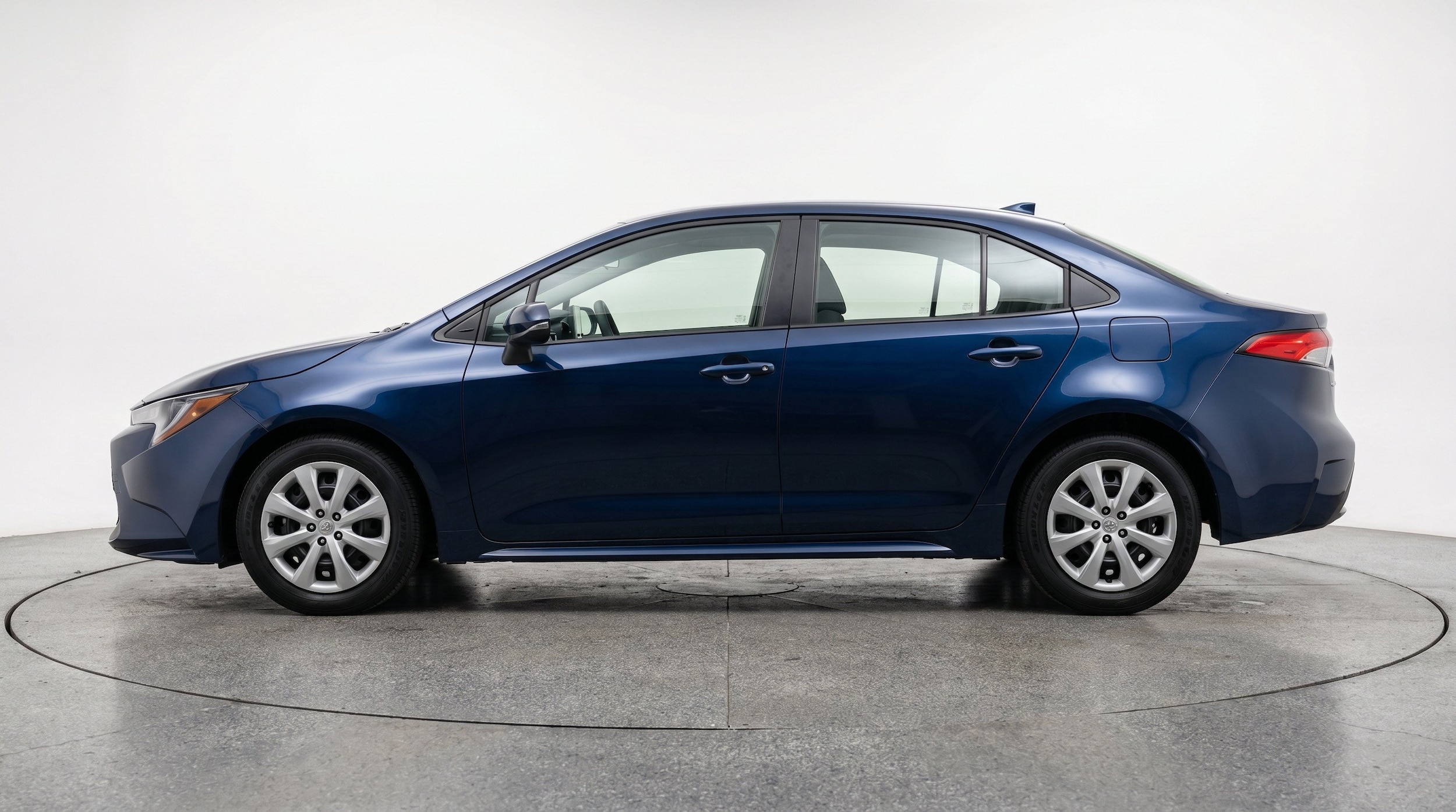 Thumbnail: 2025 Toyota Corolla - 5