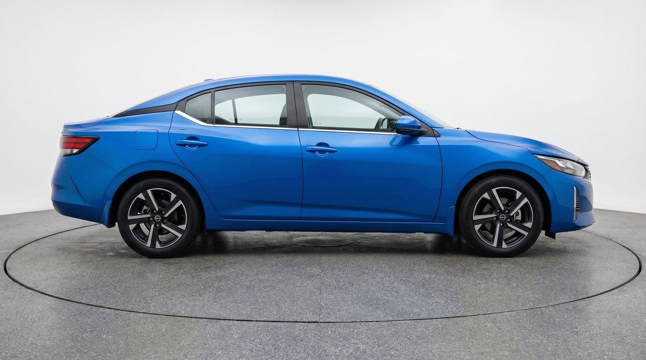Thumbnail: 2025 Nissan Sentra - 11