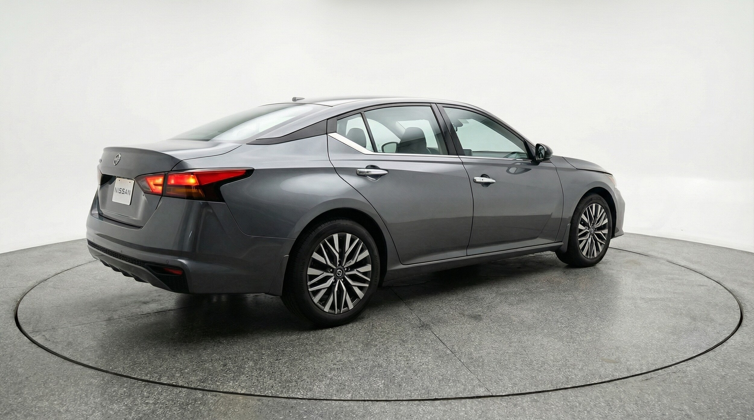 Thumbnail: 2025 Nissan Altima - 7