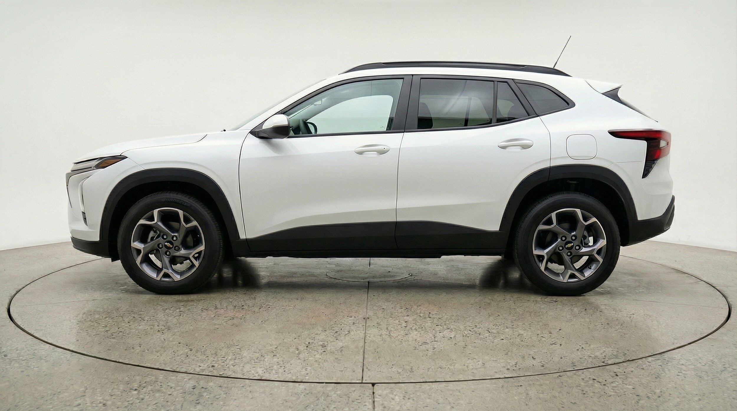 Thumbnail: 2025 Chevrolet Trax - 4