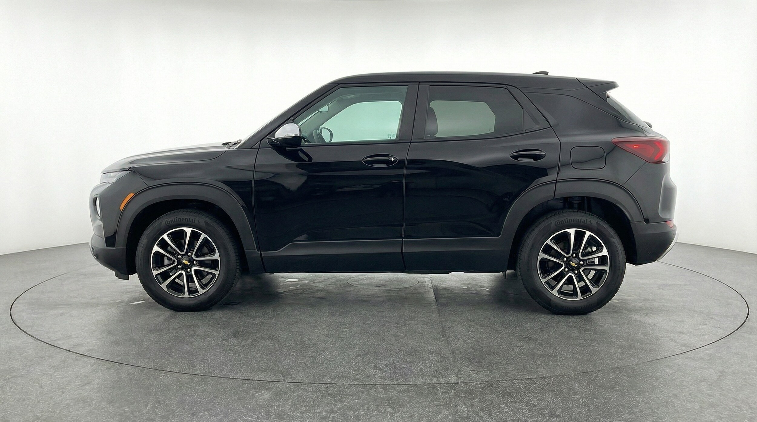 Thumbnail: 2025 Chevrolet TrailBlazer - 4