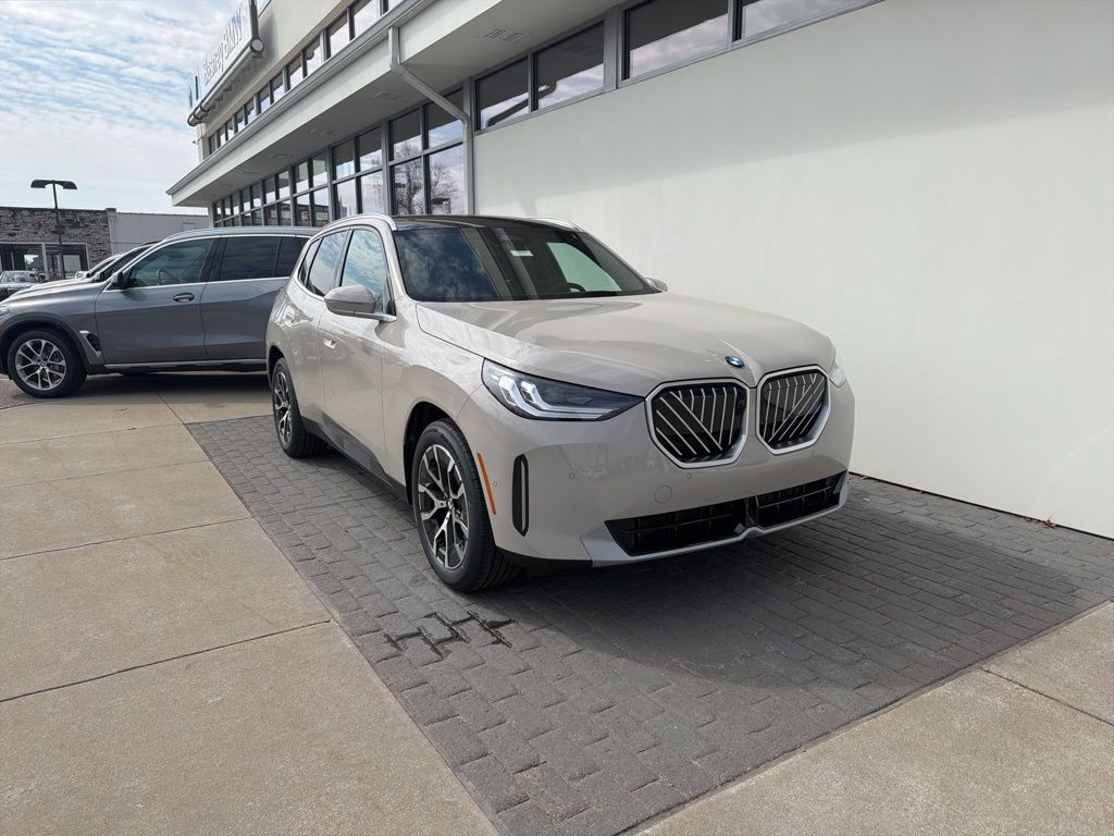 2026 BMW X3 30 XDRIVE's photo