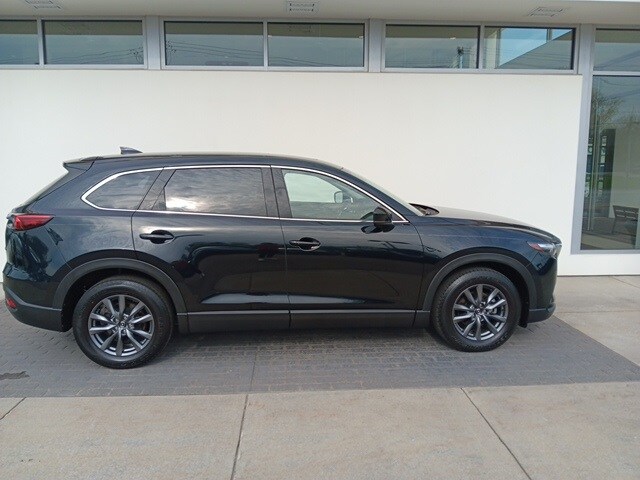 2023 Mazda CX-9 Touring photo 4