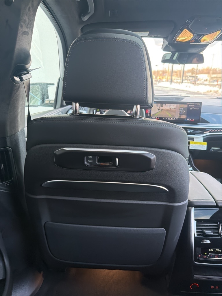 2026 BMW X7 M60i - Photo 25