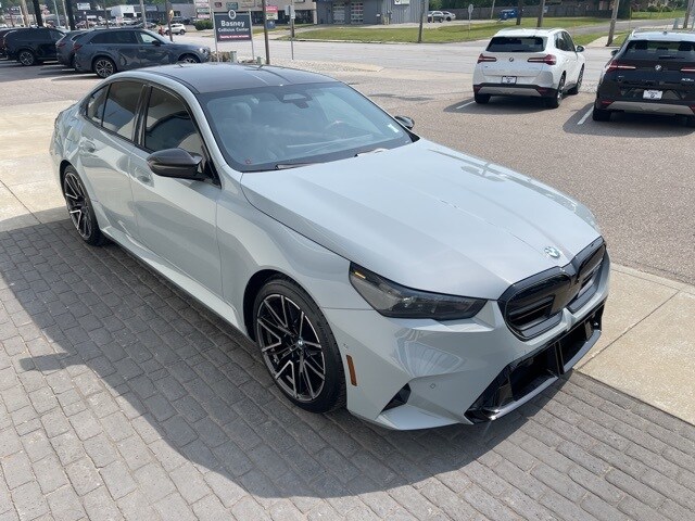 2025 Bmw M5 5 photo 3
